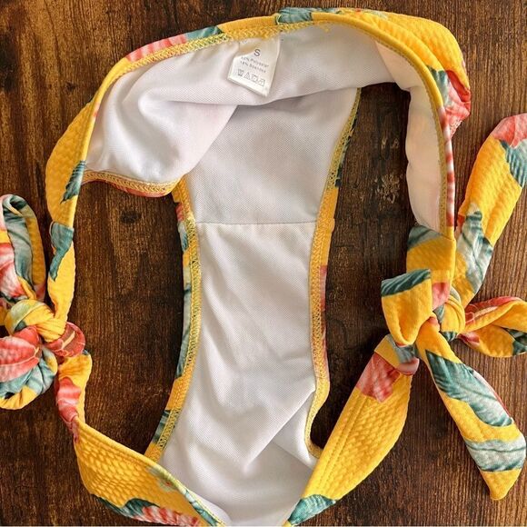 Yellow Tropical Floral Cutout Bandeau Side Tie Bikini - Picture 8 of 8